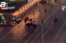 Eskişehir’de sokak ortasında bıçaklı kavga kamerada