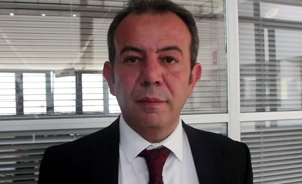 chp-yandasi-baris-yarkadas-duyurdu-cumhurbaskani-adayliginda-tanju-ozcan-iddiasi-1675289854007.jpg CHP yandaşı Barış Yarkadaş duyurdu: Cumhurbaşkanı adaylığında 'Tanju Özcan' iddiası - 5