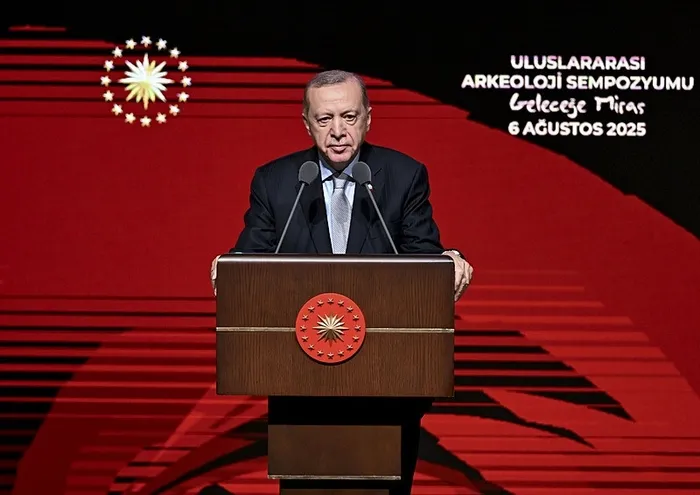 Başkan Erdoğan: Tarihi eserlerimizi anavatana getiriyoruz