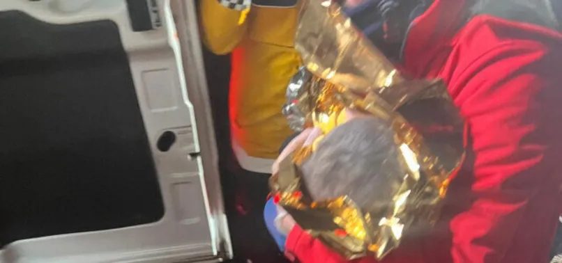 Hatay'da 67 saat sonra gelen mucize: 7 aylık bebek enkazdan sağ çıkarıldı