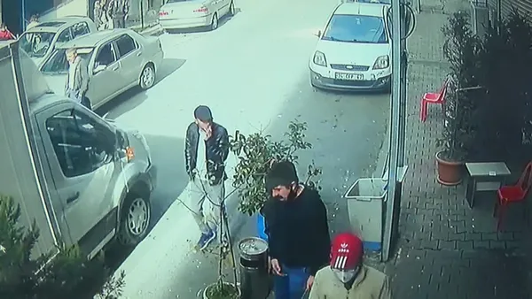 Son dakika: 3 aydır evden çıkmıyordu! Dışarı çıktı hayatının şokunu yaşadı... - 2