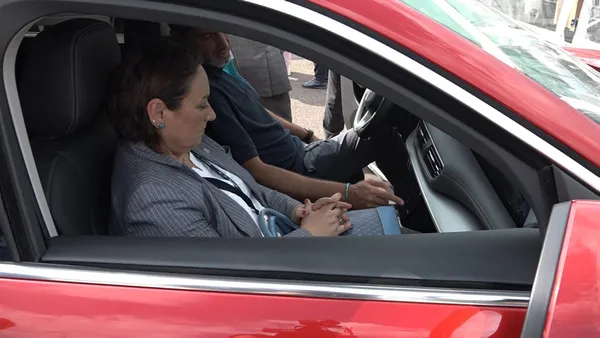 CHP’li vekiller Togg’a hayran kaldı: Gururla izliyoruz inşallah daha büyür