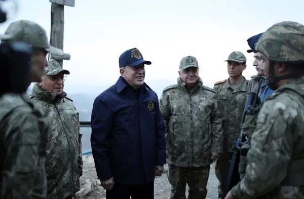 Milli Savunma Bakanı Hulusi Akar terörle mücadelede net konuştu: Kandil’e kadar yolu var!