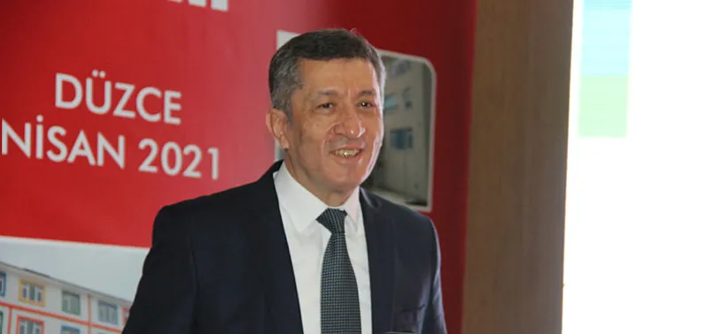 Son dakika: Milli Eğitim Bakanı Ziya Selçuk'tan yüz yüze eğitim açıklaması! Okullar kapanacak mı?