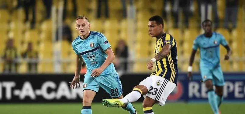 Dick Advocaat Van Der Wiel I Kadro Disi Birakmis A Haber Son Dakika Spor Haberleri