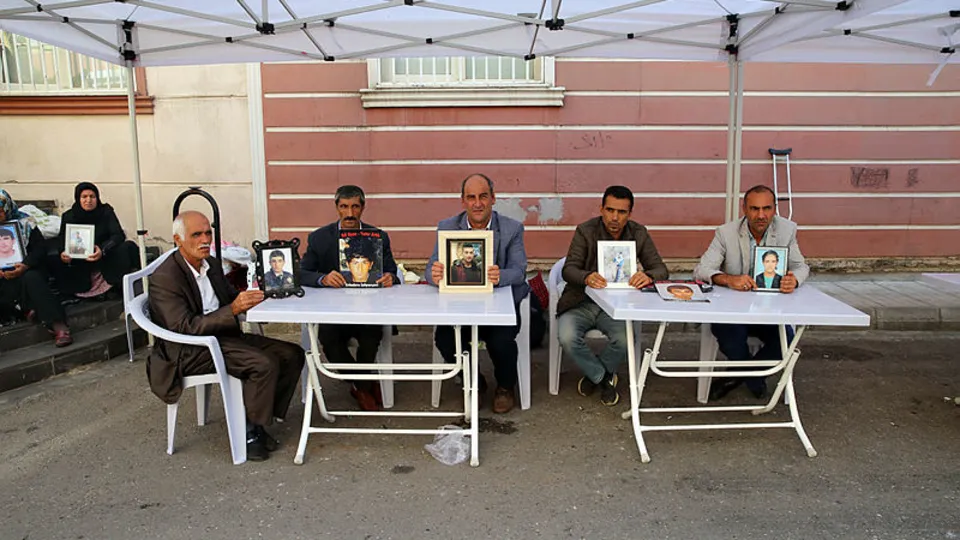 HDP önündeki ailelerin eylemi 53’üncü gününde