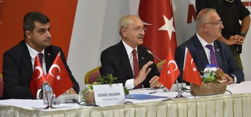 CHP’nin ‘Bozkurt Kemal’ balonu patladı! Toplantıya katılan o "Bozkurtlar" bakın kim çıktı