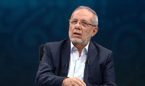 Türbe ziyareti nasıl olmalı?| Pijamayla namaz kılınır mı?| Akika kurbanı nedir?