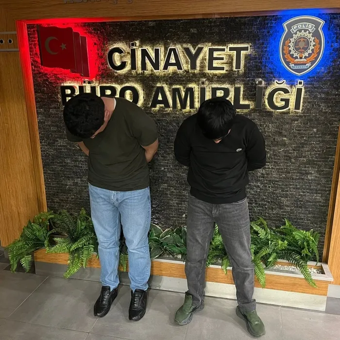 Şişli'deki kesik baş cinayetinde yeni görüntüler! Cansız bedenin bavulla evden çıkarıldığı anlar A Haber'de