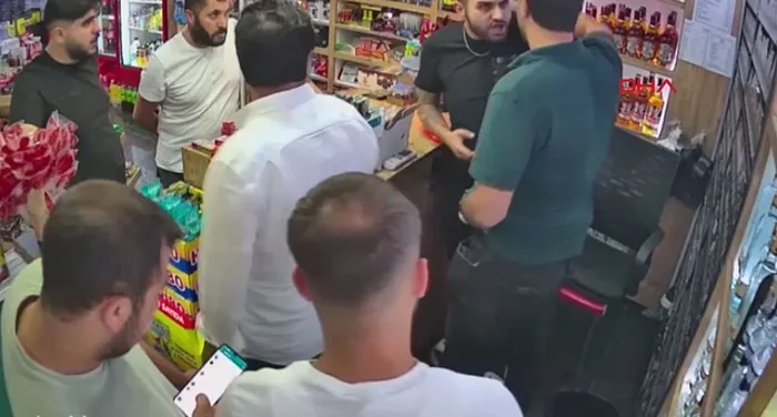 esenyurttaki-tekel-bayii-vahsetinde-karar-ifadeleri-kan-dondurdu-4-sanigin-cezasi-belli-oldu-1745263277327.jpg Fotoğraf-DHA