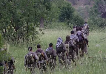 PKK'lı teröristler Ermenistan'a kaçmaya başladı