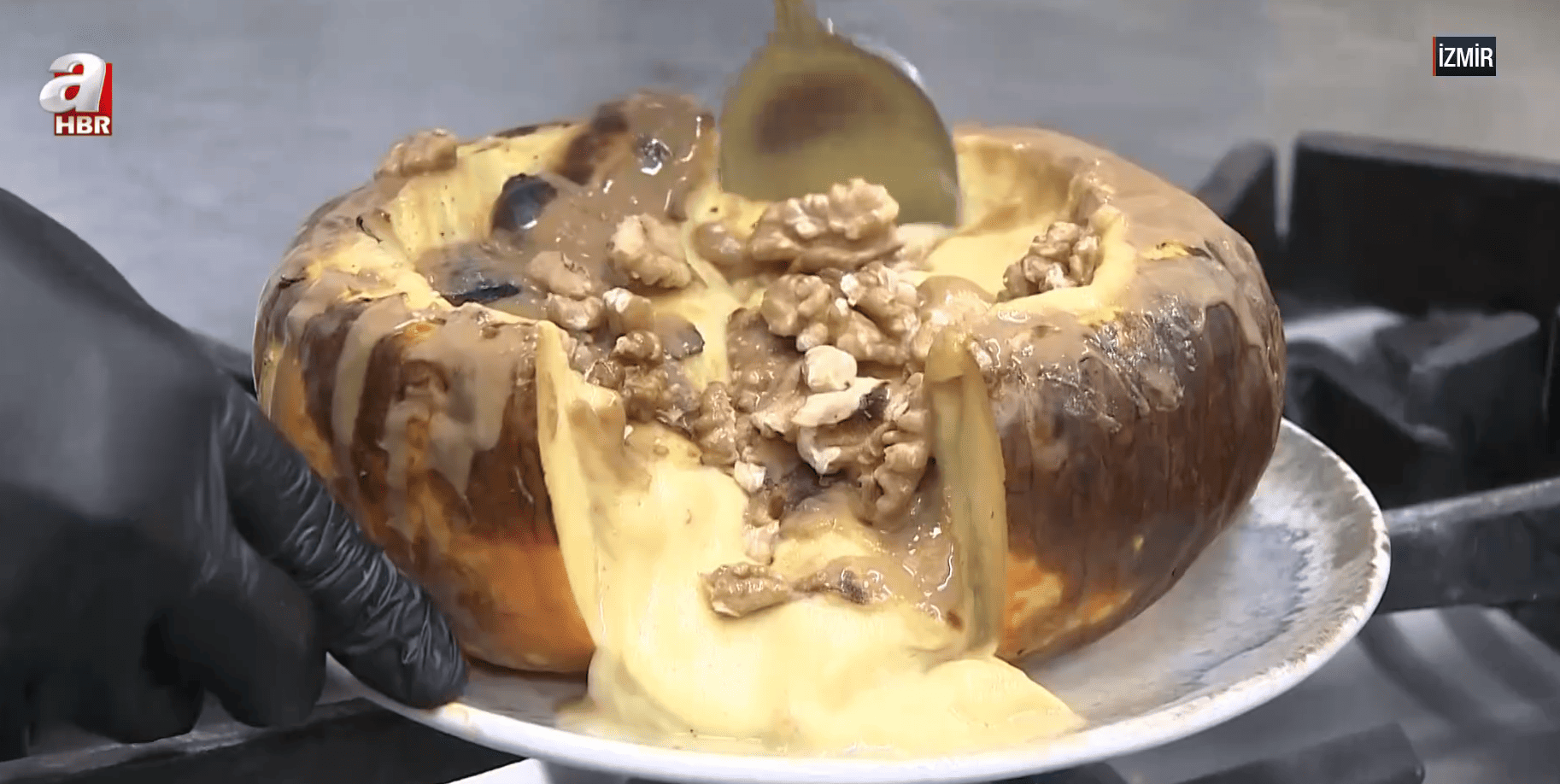 Bal kabağının içine doldurup fırına verin: İftar sofralarının yeni yıldızı Osmanlı'dan geliyor