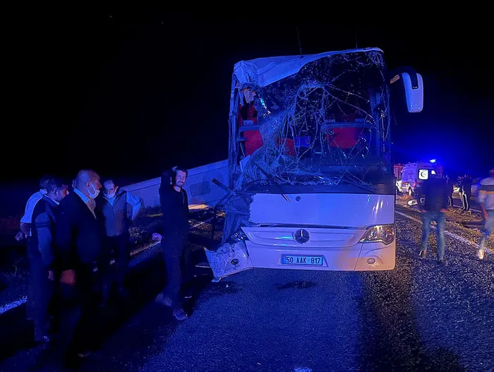 Nevşehir'de öğrencileri taşıyan otobüs kaza yaptı: Çok sayıda yaralı var - 5
