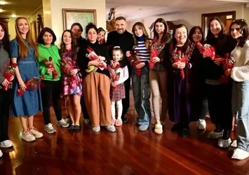 Ben Bu Cihana Sığmazam setinde Dünya Emekçi Kadınlar Günü kutlandı