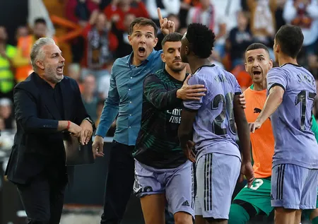 Valencia taraftarından Vinicius Junior'a ırkçı söylemler! Dünya ayağa kalktı