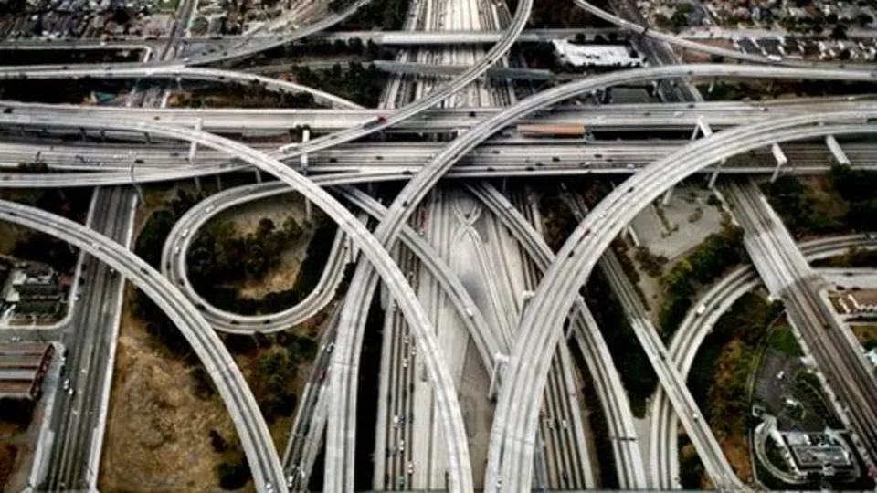 İşte dünyadaki en ilginç yollar
