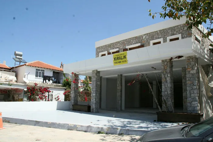 Kenan İmirzalıoğlu Marmaris’te sattığı arazisinden servet kazandı - 1