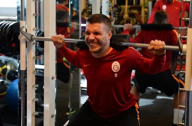 Lukas Podolski’den ayrılık kararı