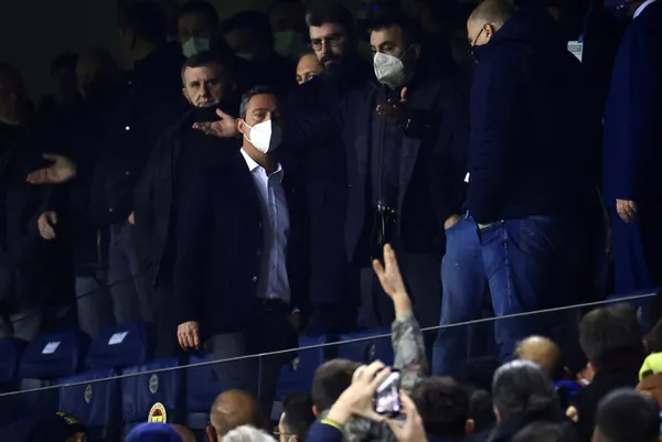 Ali Koç'a büyük şok! Camianın hedefinde! Fenerbahçe'de yeniden seçim zamanı mı? - 5
