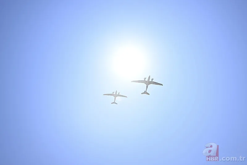 Doğu Akdeniz'de Türk'ün günü! 50 gemiyle gövde gösterisi! Amiral Gemi TCG Anadolu KKTC'de 13