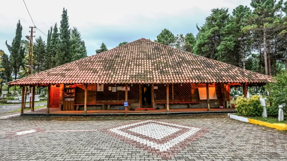 "Çivisiz cami" 811 yıldır ayakta