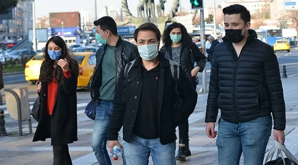 saglik-bakani-fahrettin-koca-illere-gore-haftalik-vaka-sayisini-paylasti-hangi-illerde-vakalar-azaldi-istanbul-ankara-izmirde-vakalarda-son-durumiste-1614638805934.jpg Sağlık Bakanı Fahrettin Koca illere göre haftalık vaka sayısını paylaştı! Hangi illerde vakalar azaldı? İstanbul Ankara İzmir'de vakalarda son durum...İşte harita! - 1