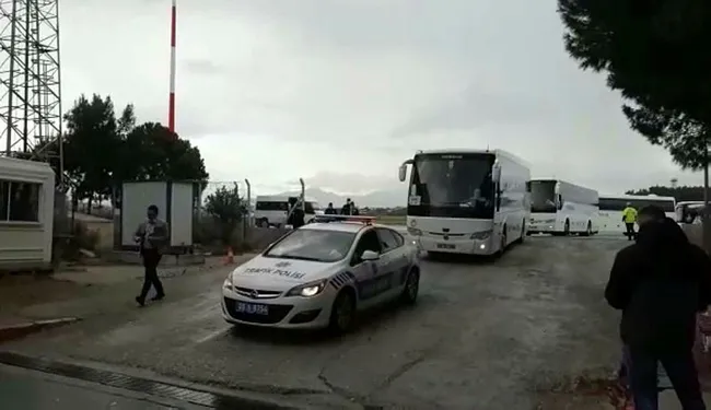 AFAD: Yurtlarda karantinaya alınan 67 bin 197 kişiden 37 bin 944'ü tahliye oldu - 1