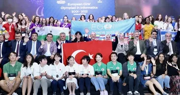 Bu gurur Türkiye’nin! Avrupa Kızlar Bilgisayar Olimpiyatı sınırları aştı! En yüksek puan Duru Özer‘den