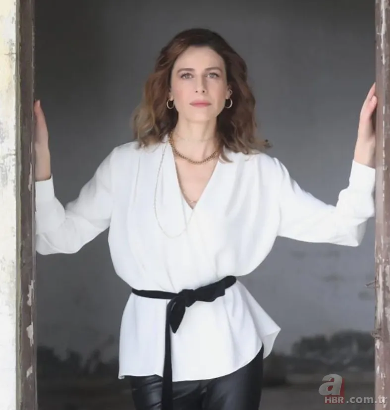 Can Borcu'nun Handan'ı Ebru Özkan'ın 9 yıllık eşi bakın kimmiş! Kurtlar Vadisi'nin yıldızıydı 7