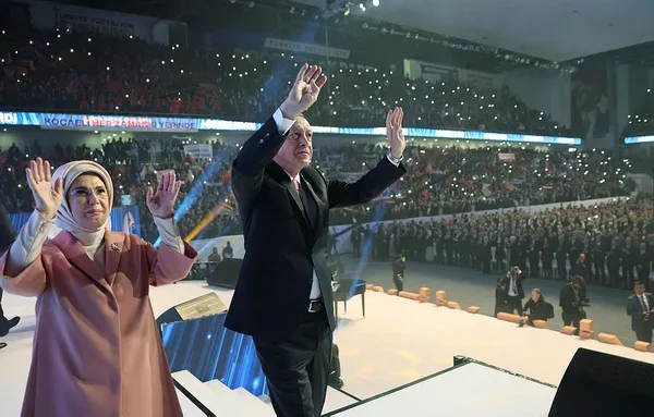 AK Parti startı Doğru zaman doğru adam sloganıyla verdi! Başkan Erdoğan seçim beyannamesini açıkladı