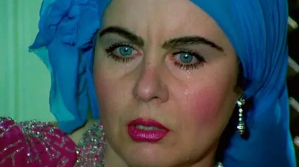 Son dakika: Usta sanatçı Fatma Girik 79 yaşında hayatını kaybetti