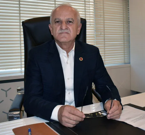 CHP’li Mudanya Belediye Başkanı Hayri Türkyılmaz vaat ettiği cemevinin 8 yılda ancak resmini çizebildi