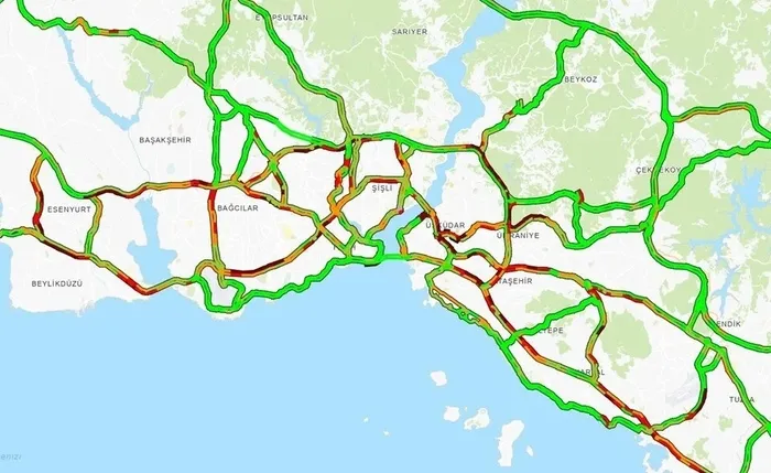 Son dakika: İstanbul trafiğinde sağanak etkisi: Yoğunluk yüzde 65'i geçti - 1