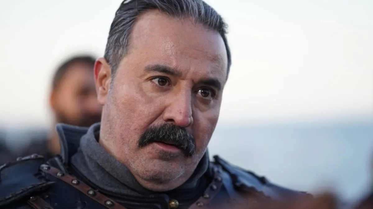 Mustafa Üstündağ Kuruluş Orhan'da! Denizlerin Demirhan Bey'i geliyor...