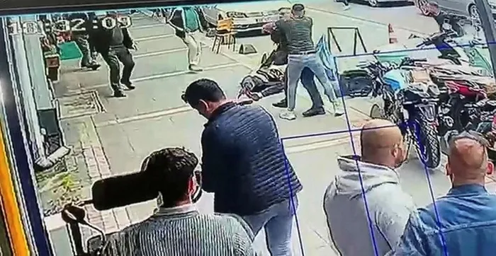 1715949685671.jpeg Tokat'ta sokak ortasında keserli vahşet! Kafa göz daldı - 1