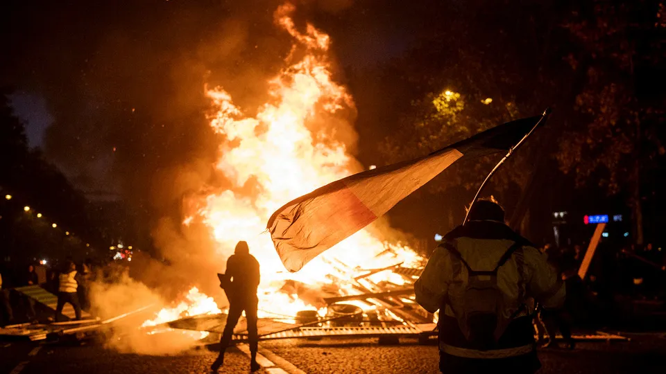 Fransa ve Belçika’daki gösteriler Hollanda’ya sıçradı