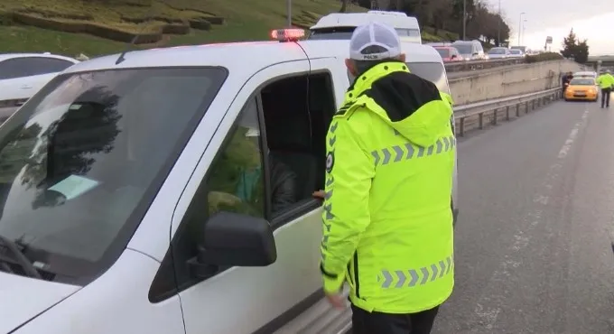 'Çakar' sorunu bitti derken 'Tepe lambası' başladı - 1