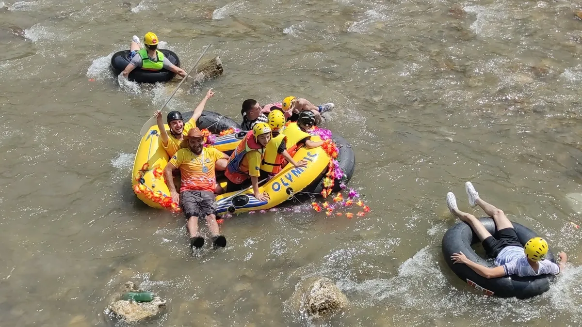 Kosova'da şambrel ile rafting heyecanı
