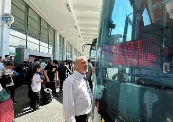 İstanbul'da otogarda tatil dönüşü yoğunluğu yaşanıyor