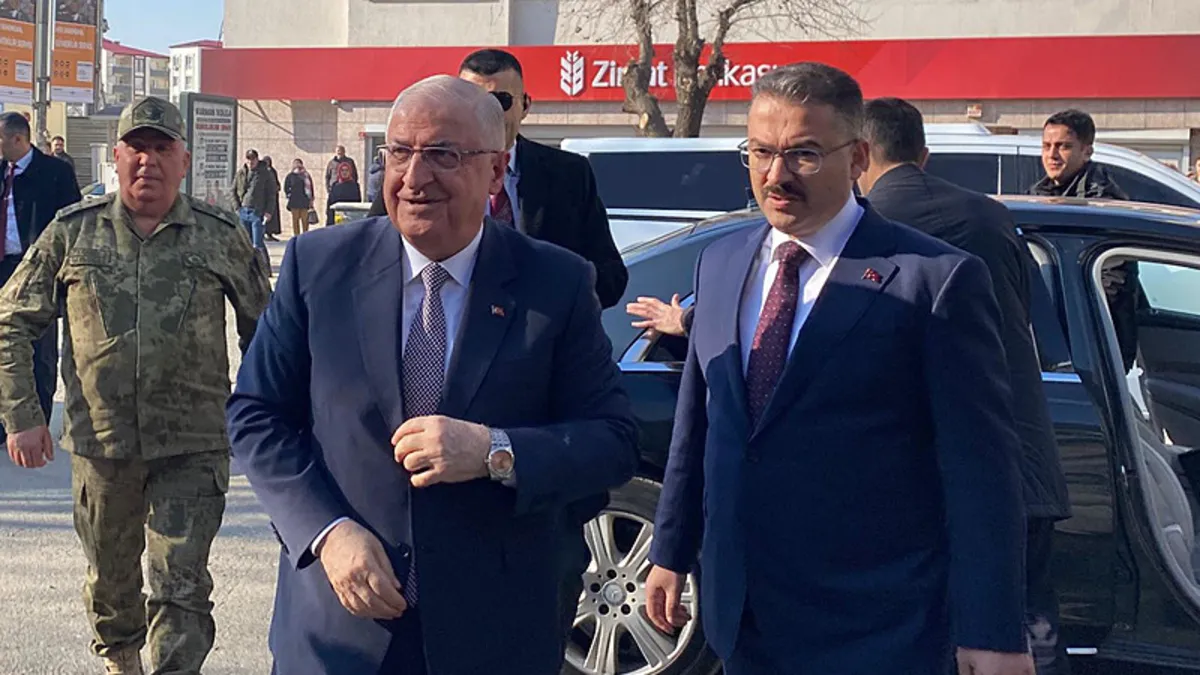 Bakan Güler'den terör örgütlerine net uyarı: Tek çıkış yolu teslim olmak