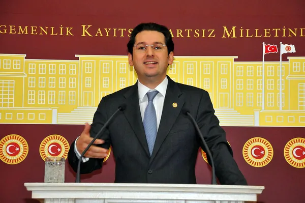 FETÖ, CHP’li Aykan Erdemir ile kumpas dosyalarını ABD’ye taşıdı