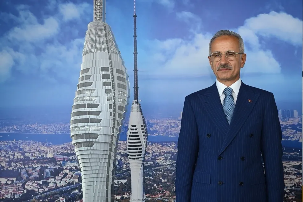 istanbulun-zirvesi-5-yasinda-28-milyon-ziyaretciyi-agirladi-1780041314787.jpeg İstanbul'un zirvesi 5 yaşında! 2.8 milyon ziyaretçiyi ağırladı - 1