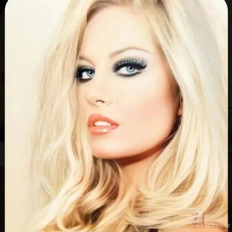 Yeşilçam'ın efsanesi Filiz Akın sevinicini paylaştı! Takipçilerine böyle duyurdu 13