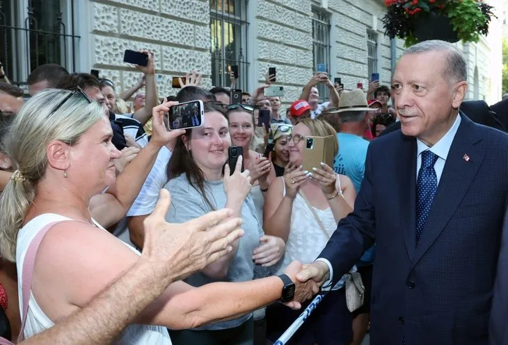 Başkan Recep Tayyip Erdoğan’a Macar vatandaşlardan sevgi seli