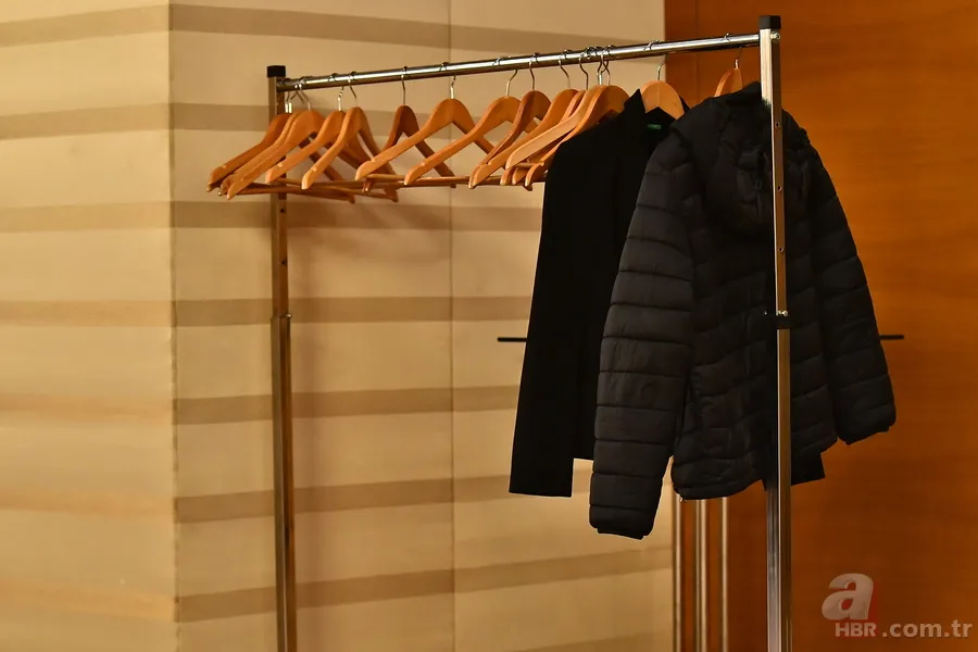 Kıyafetlerinizi metal askıdan kurtarın! Hem deliyor hem pas lekesi yapıyor 4