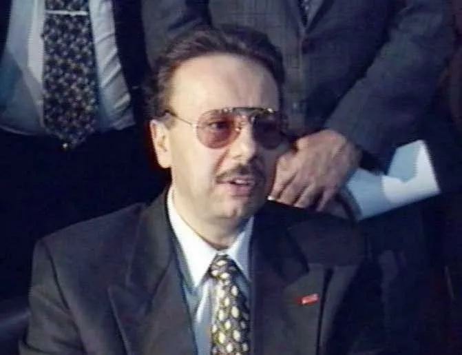arif-ahmet-denizolgunun-supheli-olumu-alihan-kuris-ve-otopsi-raporuna-imza-atan-doktorlara-sorusturma-1787725025492.jpeg Arif Ahmet Denizolgun'un "şüpheli" ölümü: Yastıkla mı boğuldu? Dokusunda ağır metaller çıktı! Bilirkişi raporu ahaber.com.tr'de - 2