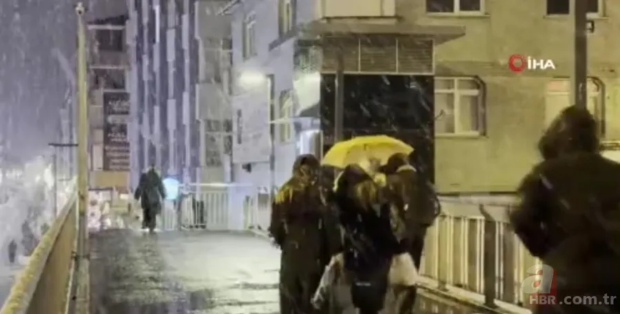 Meteoroloji uyarmıştı! İstanbul’da beklenen kar başladı 2