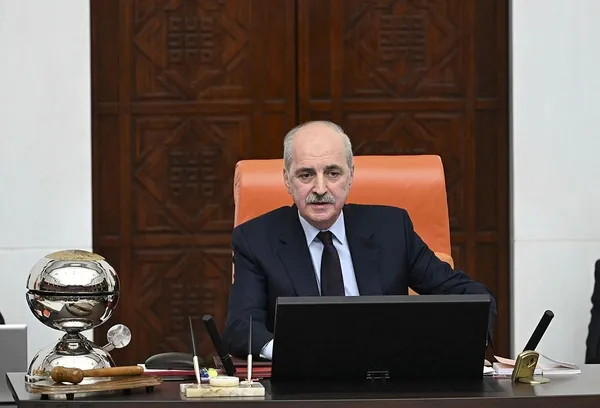 tbmmde-terorle-mucadele-oturumu-pes-pese-flas-aciklamalar-1705410539077.jpeg TBMM'de "terörle mücadele" oturumu! Peş peşe flaş açıklamalar! 'Teröre karşı bildiri' konulu TBMM Tezkeresi kabul edildi - 1