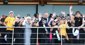 Emine Erdoğan’dan karne paylaşımı