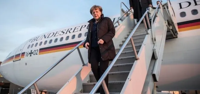 Merkel’in uçağı acil iniş yaptı